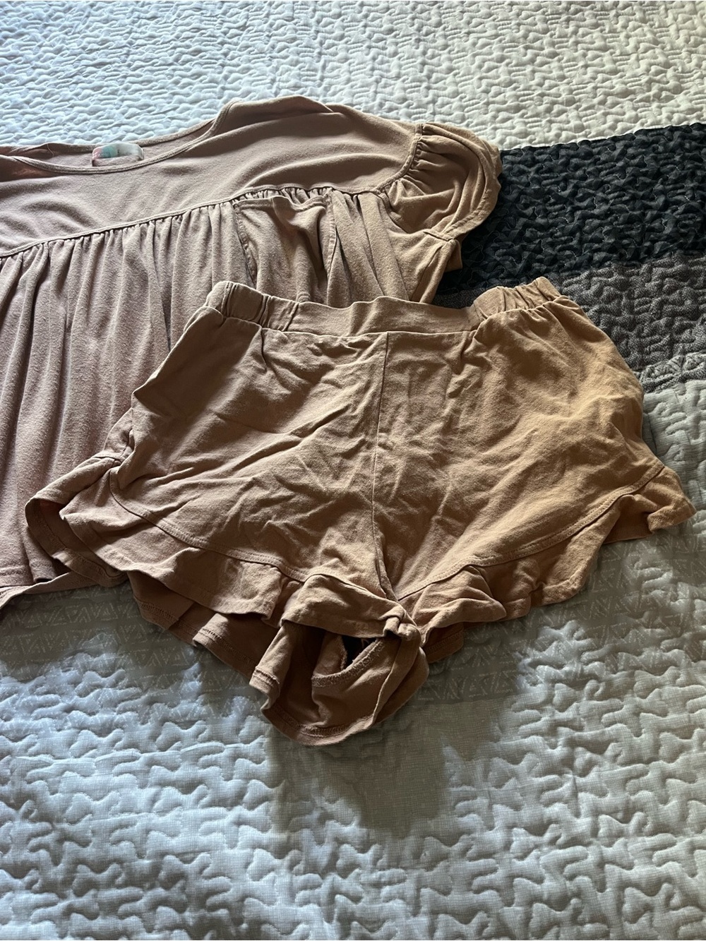 FP Beach Linen Set - Picture 5 of 13